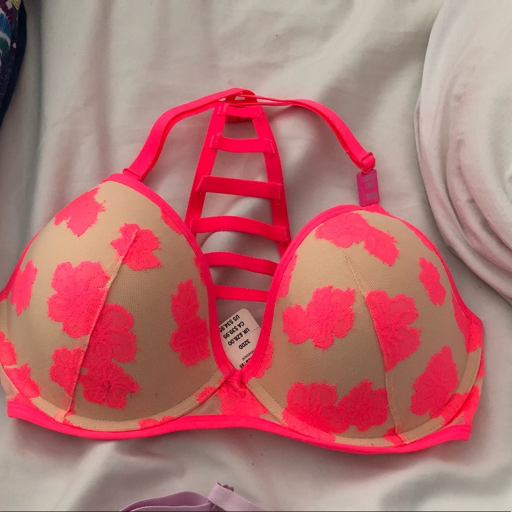 PINK Victoria secret lightly lined bras